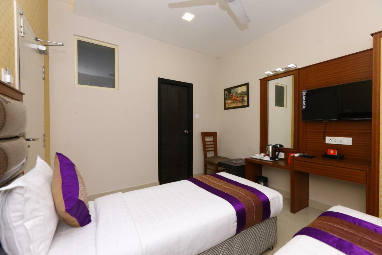 Hotel Oyo Flagship 486 Nungambakkam-Greams Road-Apollo Hospital à Chennai Extérieur photo